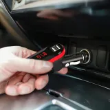 transmiter-fm-bluetooth-ladowarka-mp3-2xusb-sd-lcd-cechy-dodatkowe-sterowanie-pilotem