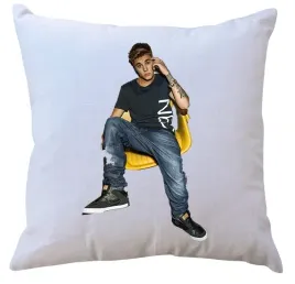 poduszka-justin-bieber-producent