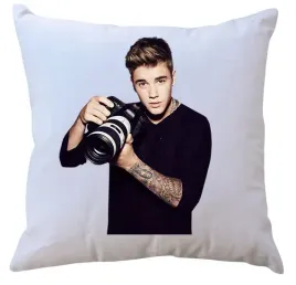 poduszka-justin-bieber-producent