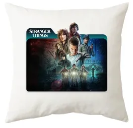 poduszka-stranger-things-producent