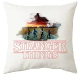poduszka-stranger-things-producent