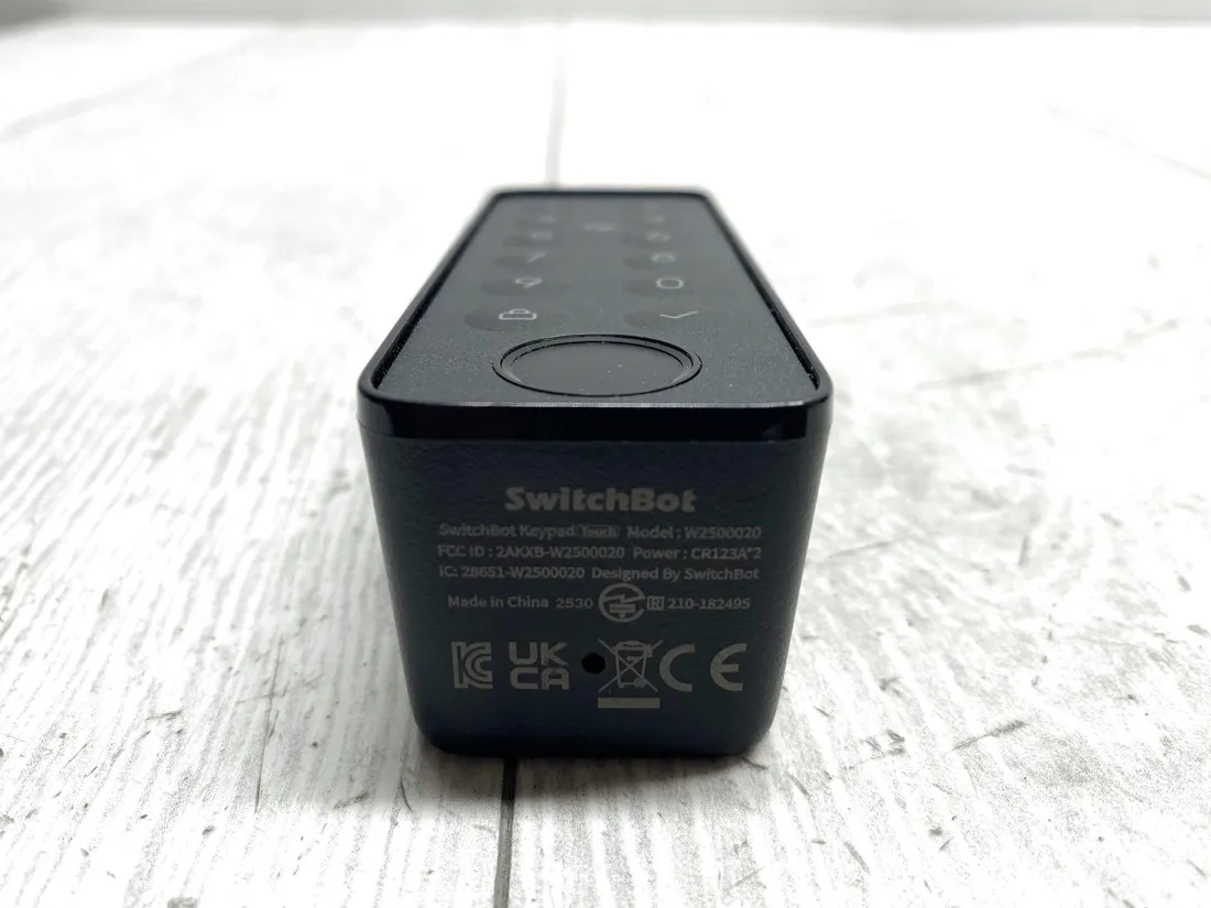 inteligentny-zamek-do-drzwi-switchbot-keypad-touch-czarny