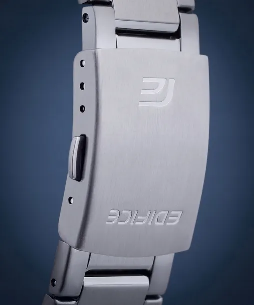zegarek-meski-casio-edifice-bluetooth-sospensione-styl-sportowy