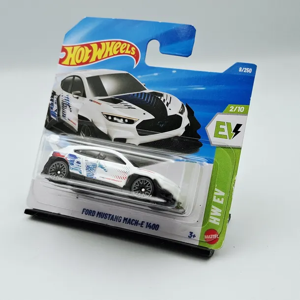 hot-wheels-ford-mustang-mach-e-1400-marka-hot-wheels