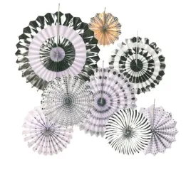 dekoracyjne-rozety-na-impreze-przyjecie-urodziny