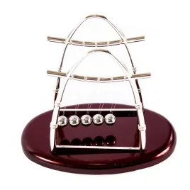 wahadlo-kulki-newtona-kule-prezent-na-biurko