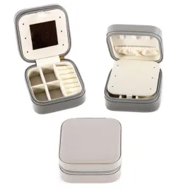 mini-kuferek-podrozny-organizer-na-bizuterie