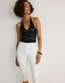 czarne-azurowe-body-z-wiskoza-reserved-l