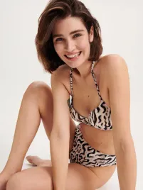 bezowy-dol-od-bikini-ze-wzorem-panterki-reserved-l
