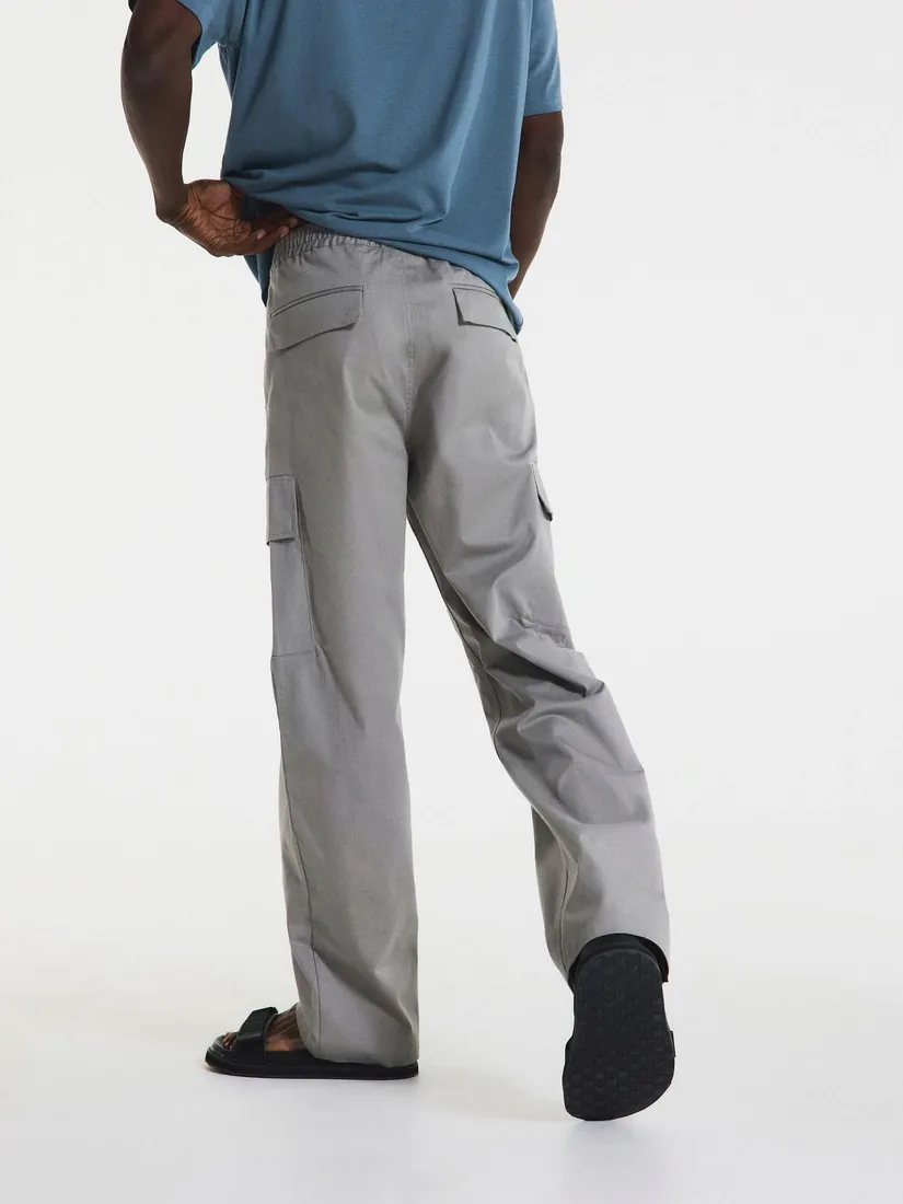 szare-spodnie-cargo-reserved-30-stan-nowy