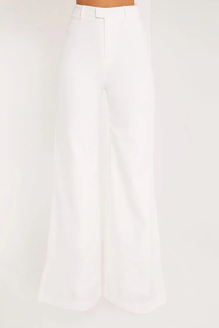 biale-proste-spodnie-materialowe-prettylittlething-s-stan-nowy