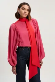 rozowa-bluzka-z-wiazaniem-na-szyi-karen-millen-s