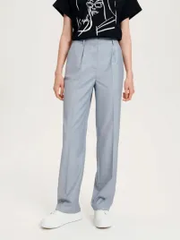 niebieskie-spodnie-z-kantem-reserved-xl