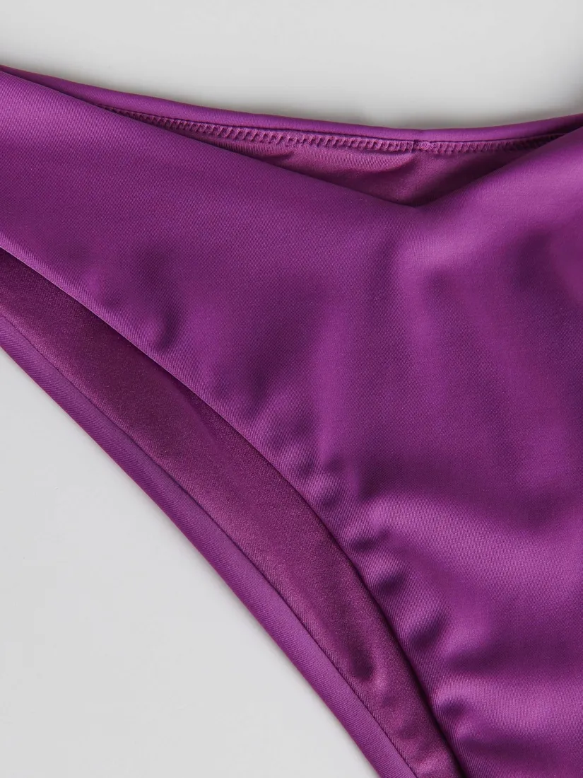fioletowy-dol-od-bikini-reserved-m