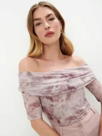 fioletowa-bluzka-z-odkrytymi-ramionami-mohito-xl