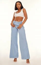 niebieskie-spodnie-jeansowe-z-szeroka-nogawka-prettylittlething-m