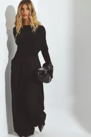 czarna-bluzka-z-odkrytymi-ramionami-na-kd-s