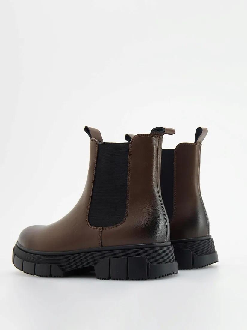 brazowe-skorzane-botki-reserved-45