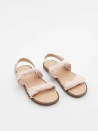 rozowe-sandaly-z-imitacji-skory-reserved-35