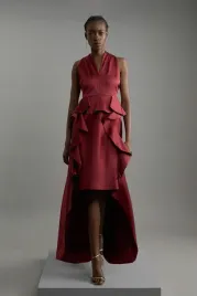 bordowa-sukienka-midaxi-z-falbanami-karen-millen-m