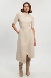 bezowa-asymetryczna-sukienka-karen-millen-m