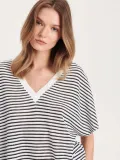 bialy-t-shirt-w-paski-oversize-reserved-s-marka-reserved