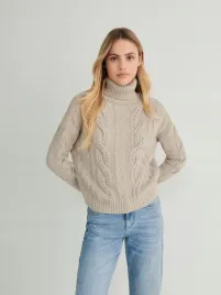 bezowy-sweter-z-wysokim-golfem-i-ozdobnym-splotem-reserved-m