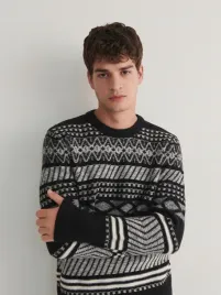 czarny-sweter-z-nordyckim-wzorem-reserved-xxl