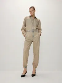 bezowy-bawelniany-kombinezon-z-efektem-sprania-reserved-s