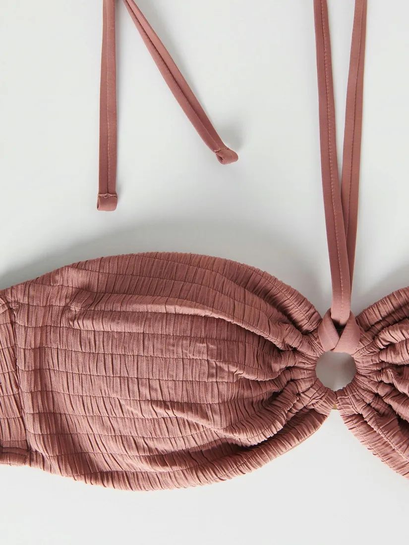 brazowa-gora-od-bikini-reserved-s