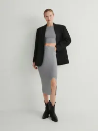 srebrna-spodnica-midi-z-metalizowana-nicia-reserved-l