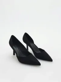 czarne-czolenka-z-asymetrycznym-wycieciem-reserved-40