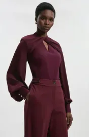 sliwkowa-bluzka-z-rekawami-typu-balon-karen-millen-m