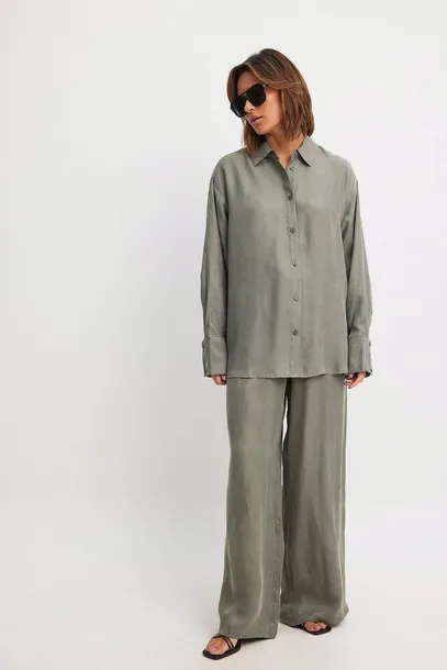 szara-koszula-oversize-na-kd-l-marka-na-kd