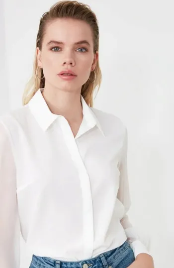 biala-przeswitujaca-koszula-trendyol-s-rozmiar-s