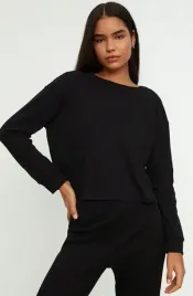 czarny-zestaw-pizamowy-trendyol-s