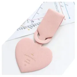 adresownik-zawieszka-na-bagaz-serce-identyfikator-na-walizke-do-samolotu