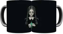 magiczny-kubek-wednesday-addams-producent