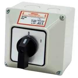 lacznik-krzywkowy-40a-0-1-3f-w-obudowie-ip65