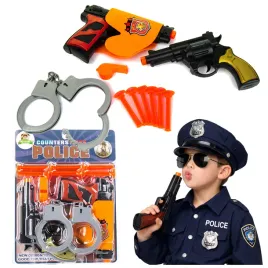 zestaw-policjanta-pistolety-kajdanki-strzalki-gwizdek-kabura-stroj-policja