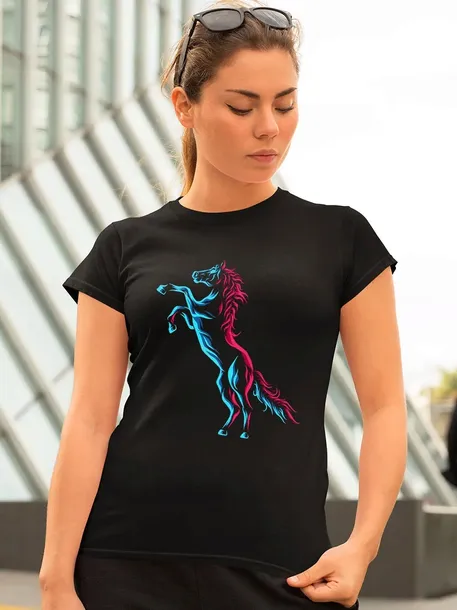 tshirt-z-koniem-debujacy-kon-m-stan-nowy