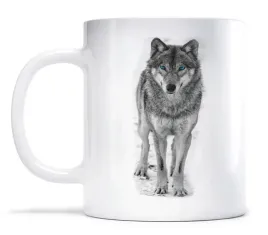 kubek-realistyczny-z-wilkiem-sigma-wolf-wilk