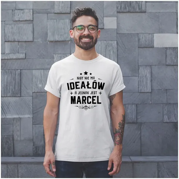 tshirt-prezent-dla-marcela-idealny-m-dekolt-okragly