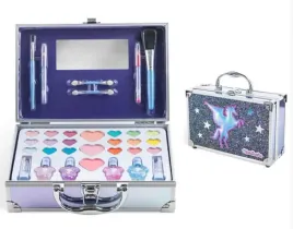 piekny-kuferek-do-makijazu-martinelia-galaxy-dreams-dla-dzieci