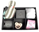 odcisk-gipsowy-bobasa-potrojna-ramka-i-memory-box-dooky-kolor-dominujacy-bialy