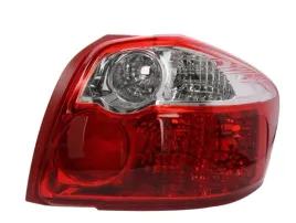 lampa-tylna-tyl-prawa-toyota-auris-e15-10-12