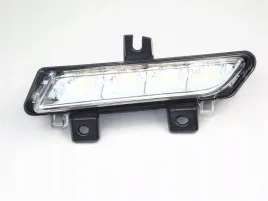 renault-captur-clio-iv-lampa-jazdy-dziennej-lewa