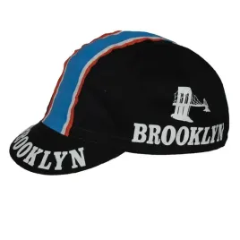 czapka-kolarska-z-daszkiem-apis-brooklyn-czarna