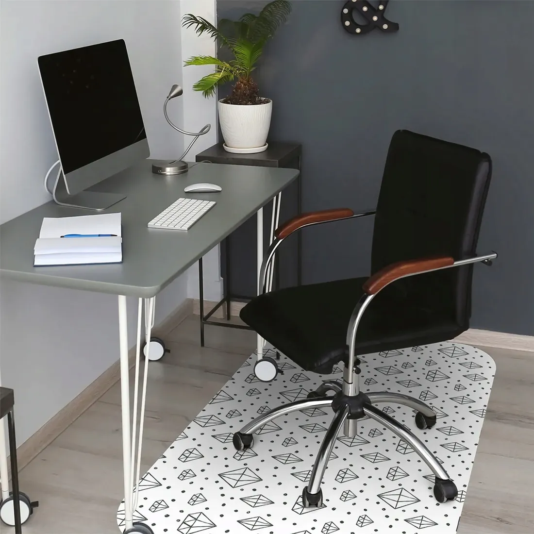 do-pracy-podlogowa-mata-140x100-rysowane-diamenty