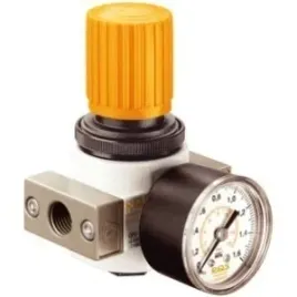 reduktor-cisnienia-1-4-z-manometrem-12-bar